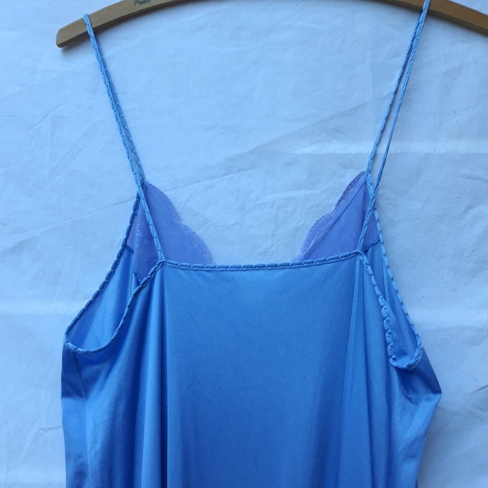 Vintage Gilead nightgown - Picture 6 of 9